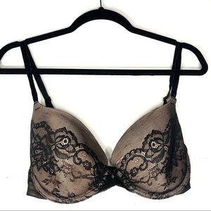 Vintage Victoria’s Secret Black Lace Demi Lined Bra